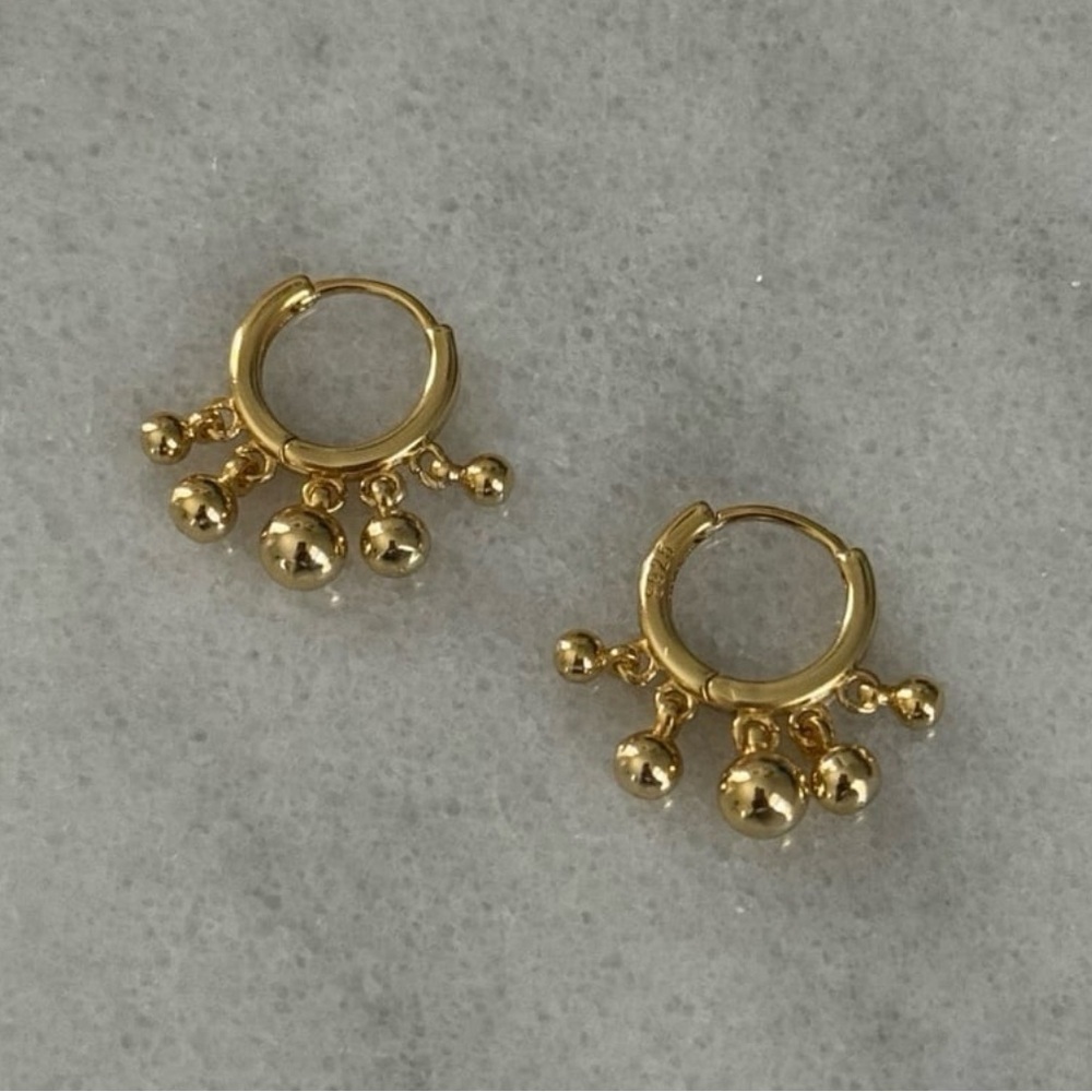 Gold Beaded Tassel Fringe Hoop Earrings Brand New - Picture 1 of 4